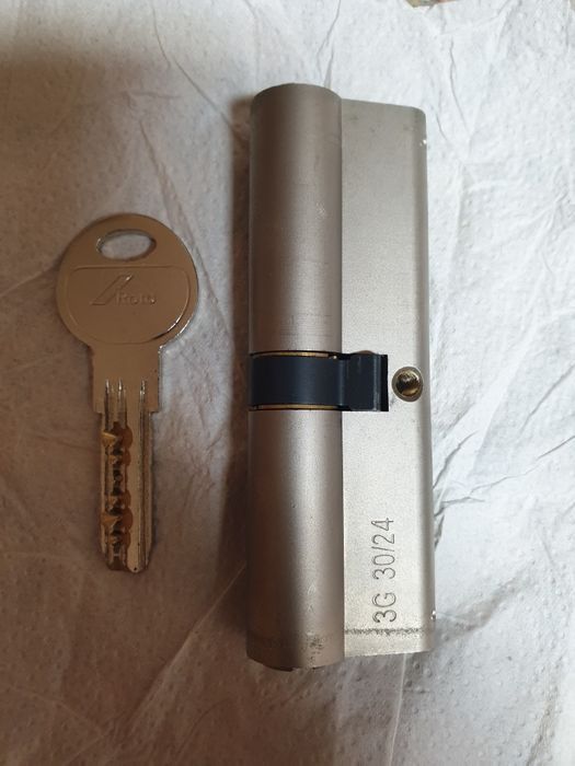 Cilindro fechadura Roto chave 6 pontos