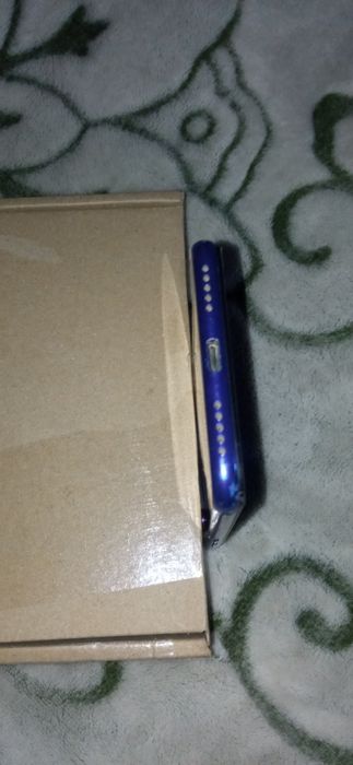 Продам-Xiaomi Redmi Note-7.    4/64gb.