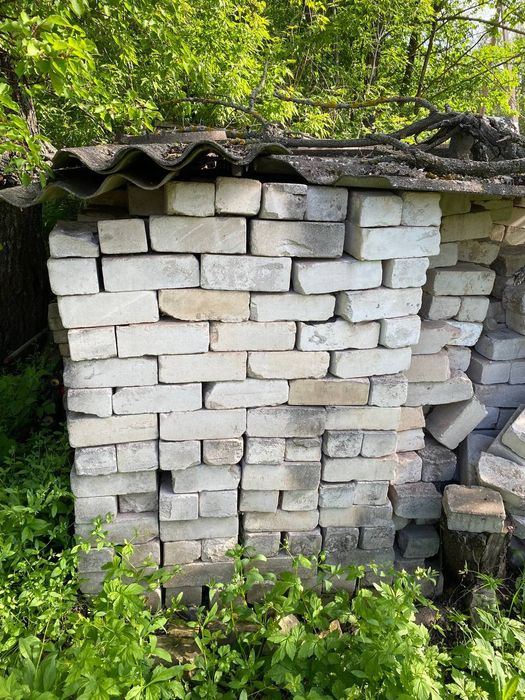 Продам білий кирпич б/у