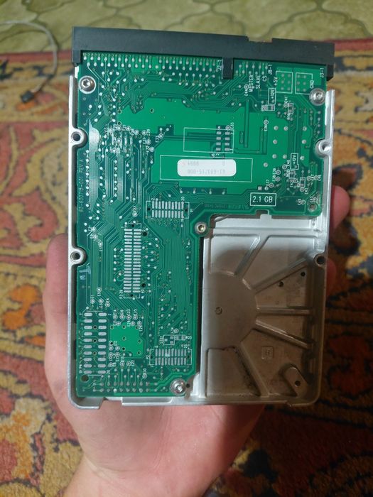 Винтажный жесткий диск HDD IDE 2.5 GB Western Digital Caviar 22500 (1997 год)