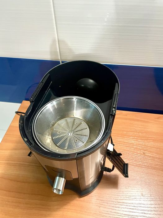 Соковыжималка Perfezza FZ-955