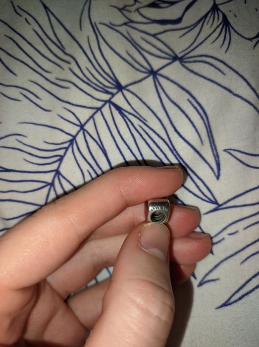 Срочно шарм Пандора Pandora