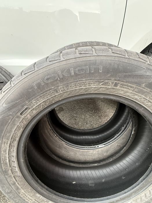 Резина Nokian 235/60/18 летняя б/у (4шт.)