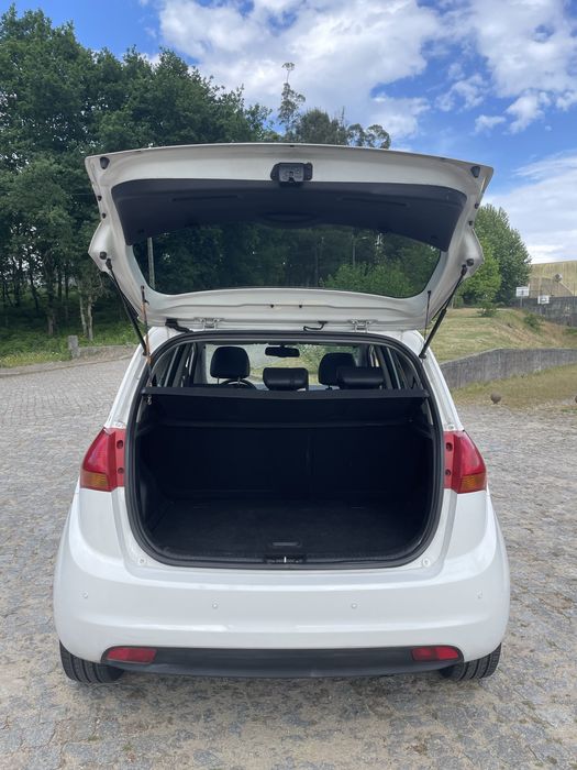 Kia Venga 2010 ecoDynamics