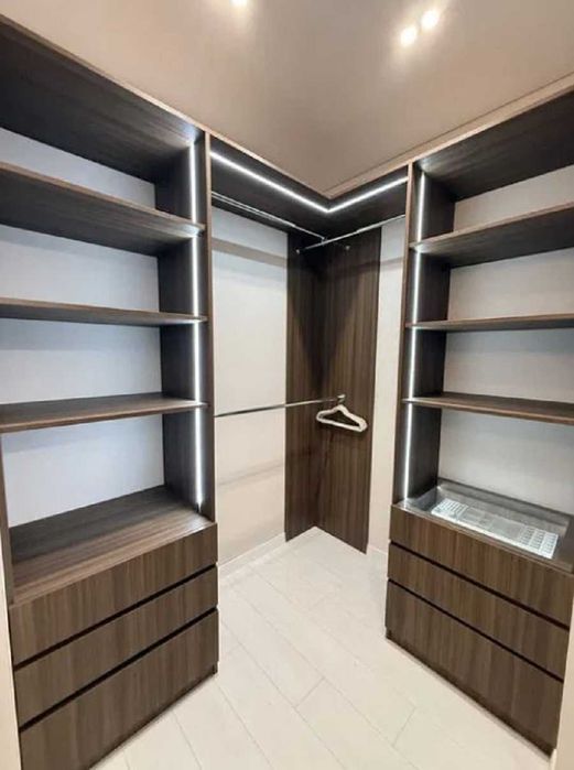 Продам 2 комнатную квартиру, новый дом, жк 63-я Жемчужина, ул. Краснова.