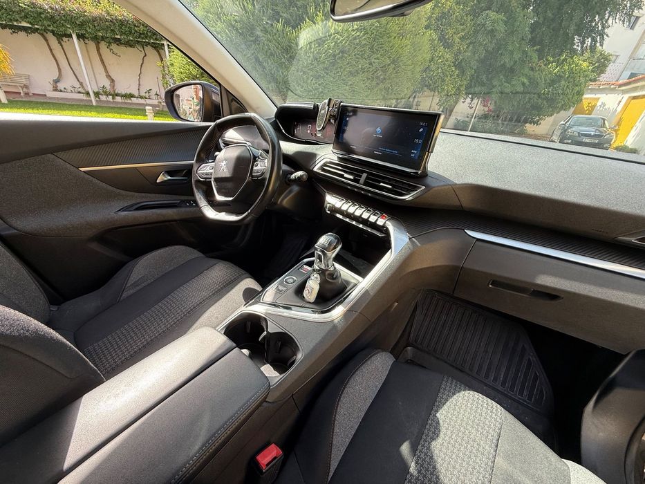 Peugeot 3008 1.5 BlueHDi Style