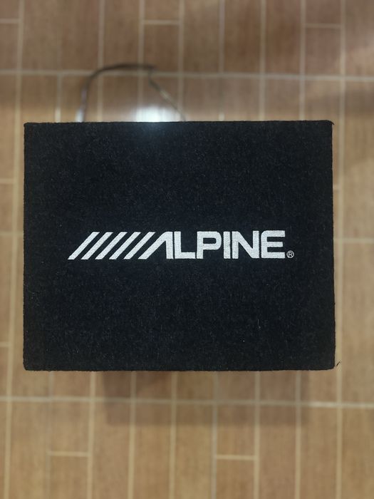 Subwoofer Alpine SBE-1044BR