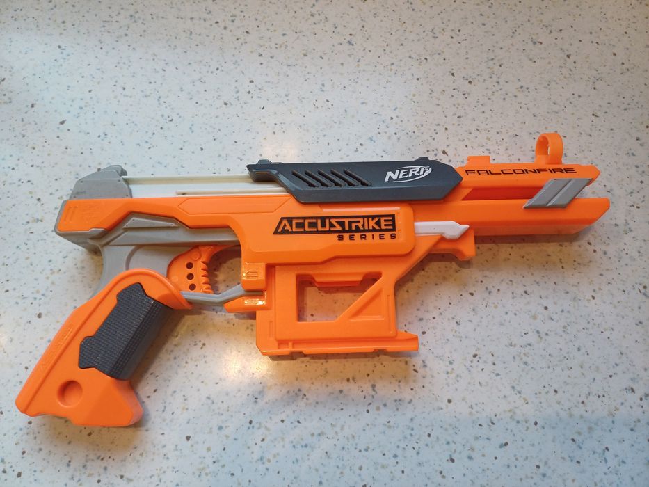 Nerf pistolety i strzalki