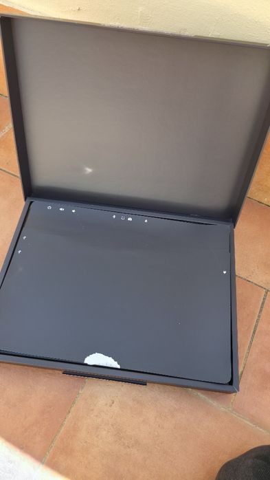 Microsoft Surface Pro, Snapdragon Elite