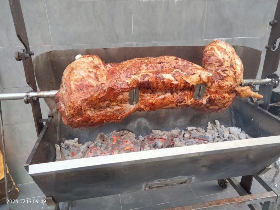 Porco no Espeto à Bronze Odivelas