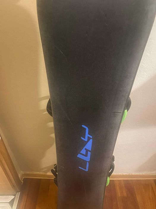 Deska snowboardowa 130cm z wiązaniami