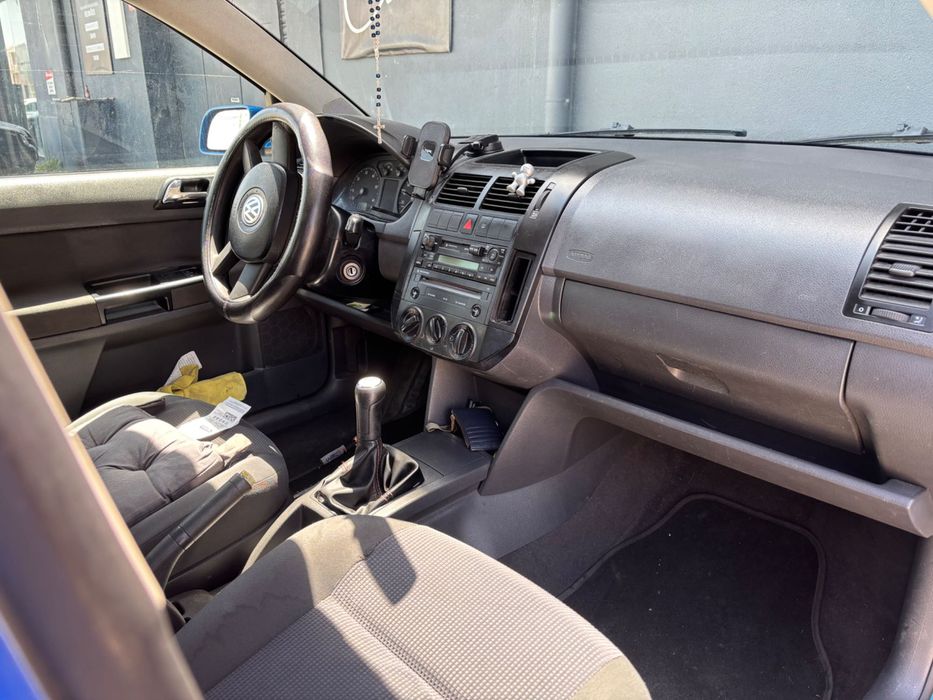 Polo 1.2  Comfort line 5P 2004