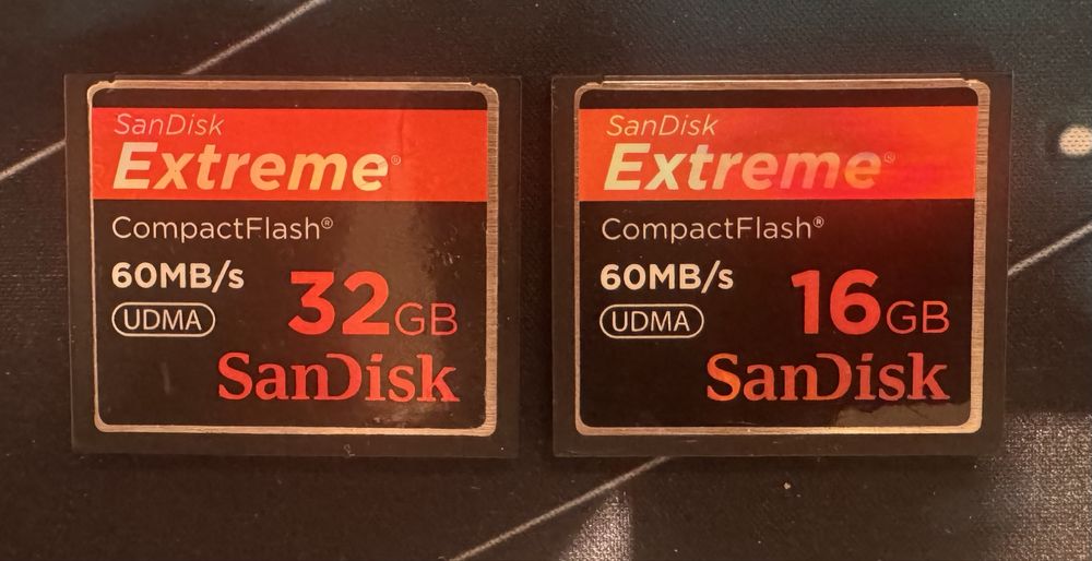CompactFlash 32gb i 16gb - SanDisk - 60mb/s