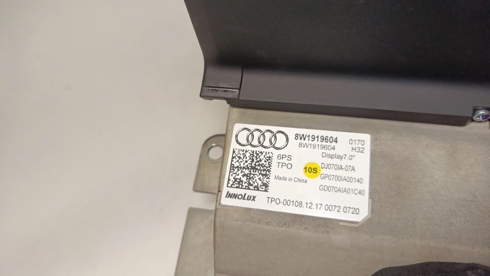 Display / ecrã de informações AUDI A4 (8W2, 8WC, B9)