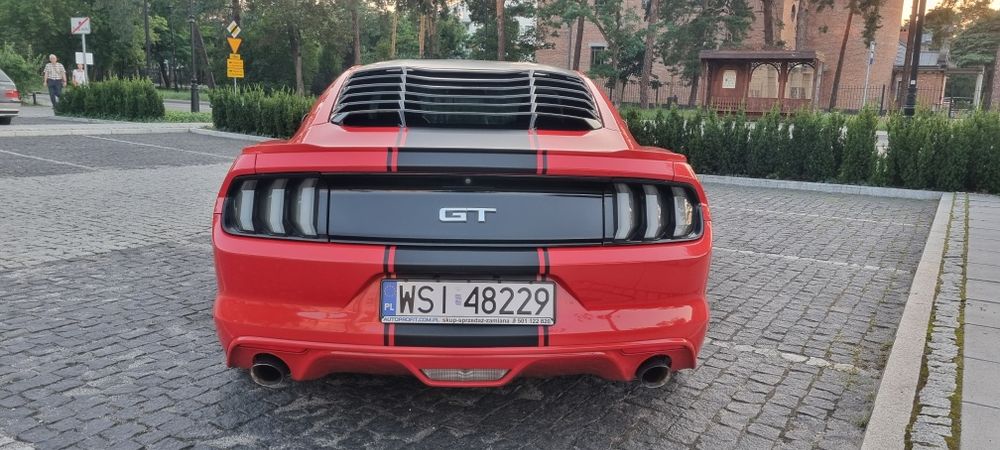 Ford Mustang GT 2017r.