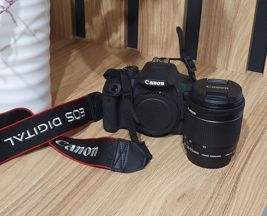 CANON EOS 700D + obiektyw 18-55
