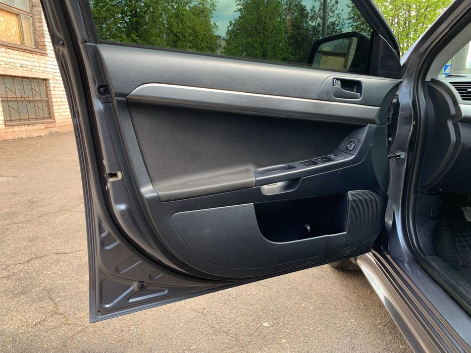Mitsubishi Lancer 2.0 ГБО 2009 год.