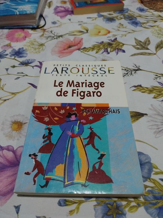 Le mariage de Figaro. Portes incluídos