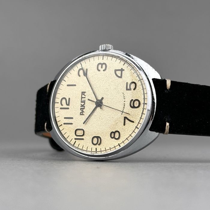 Zegarek vintage Raketa – Sand | jasna tarcza | czytelny | USSR