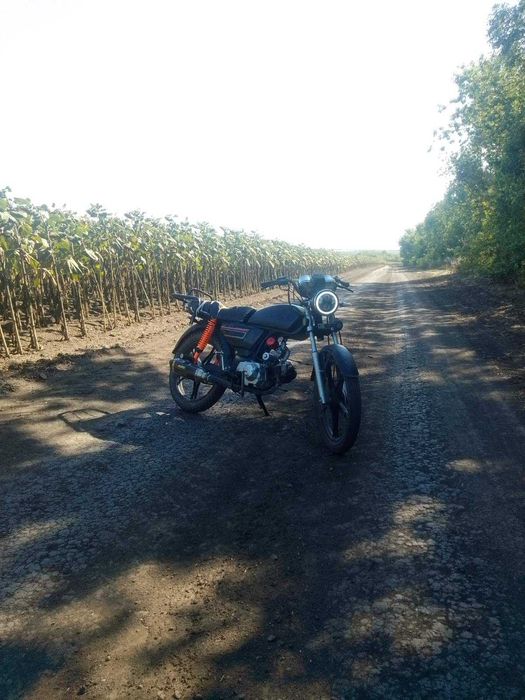 Продаю мотоцикл альфа 72сс