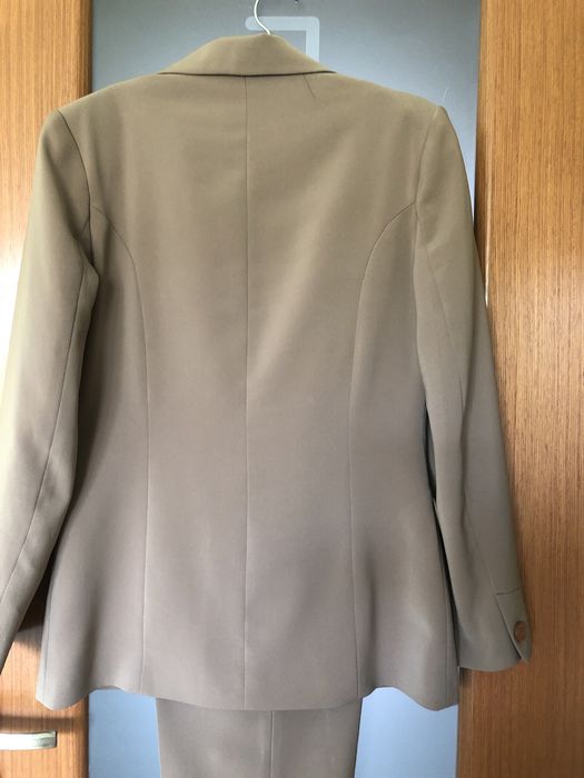 Garnitur damski rozm. 10/38 - 125 zł