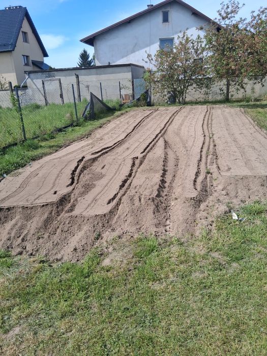 Koszenie  trawy zakładanie trawników
