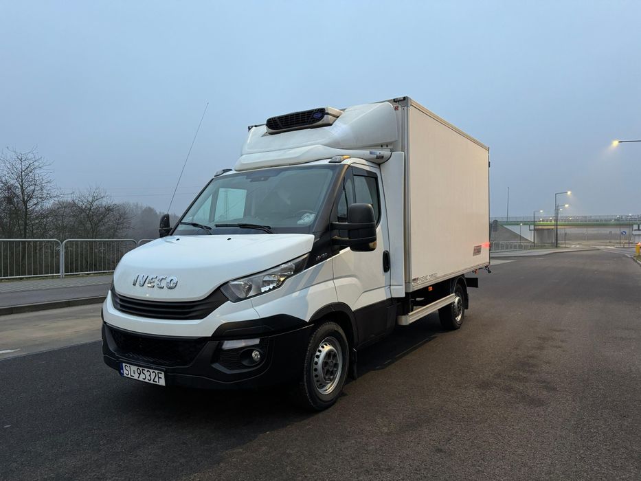 Iveco daily 2017r 35s 18 chłodnia, izoterma z agregatem  7-io paletowa carrier viento 350 z funkcją grzania  pierwszy właściciel salon polska