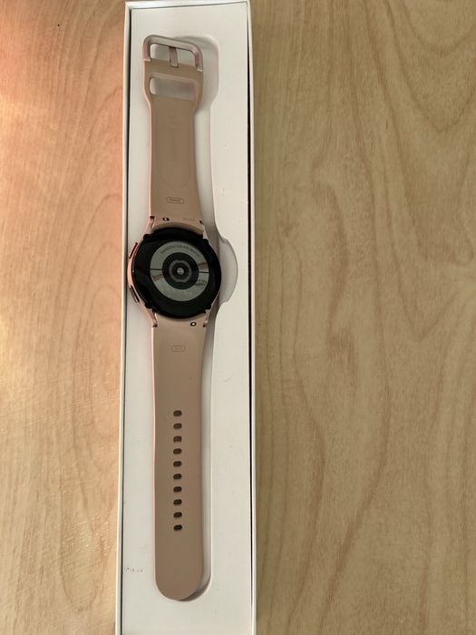 Годинник samsung galaxy watch4