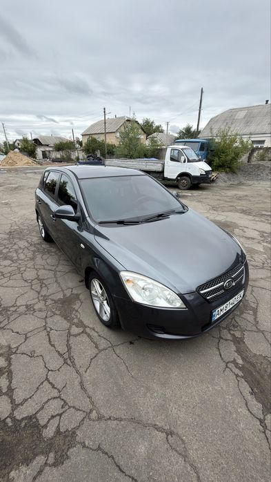 KIA ceed ( 1.6 дизель)
