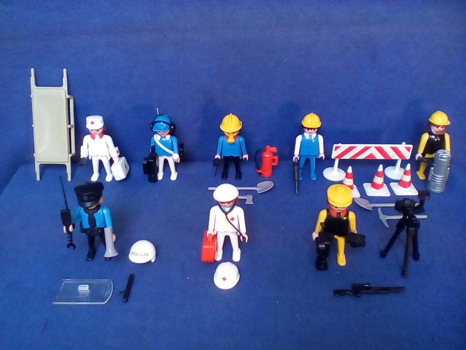 Playmobil / Famobil 3361 / 3904 / 3339 / 3368 / 3338 / 3340 / 3914