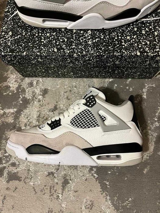 Jordan 4 Military Black