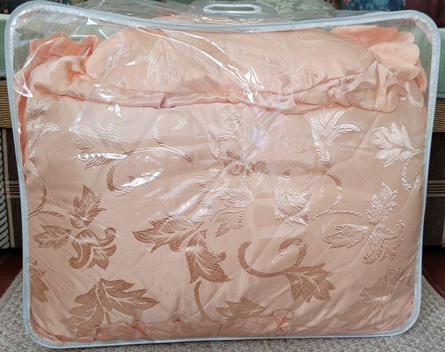 Комплект покривало+3 декоративні подушки