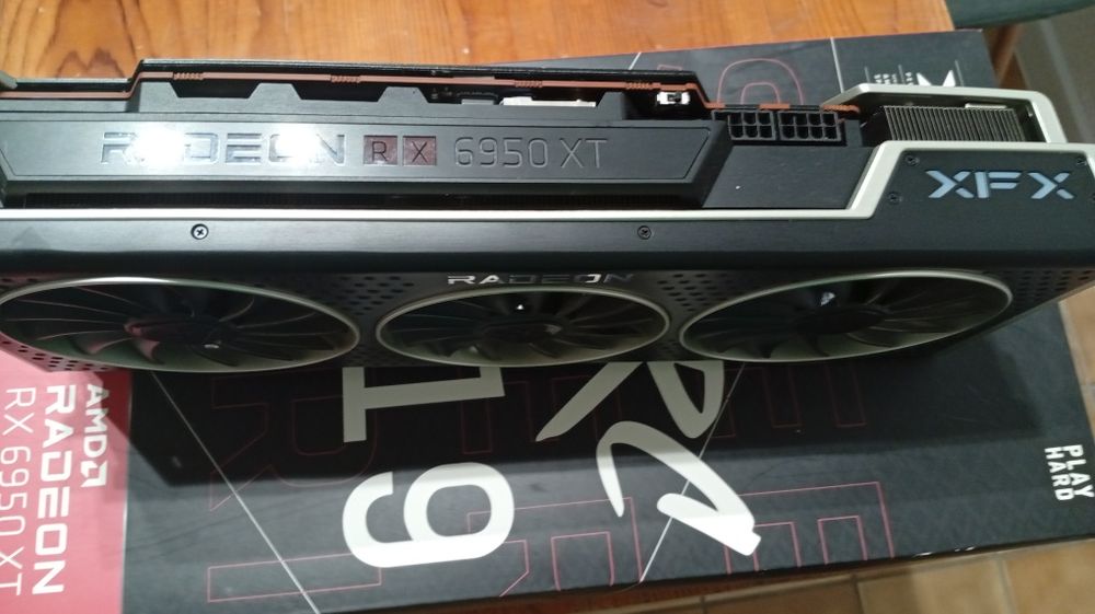 Radeon RX 6950XT XFX
