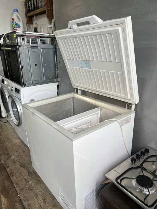 Морозилка LIEBHERR ,морозильна камера , горизонтальной загрузки 250 л