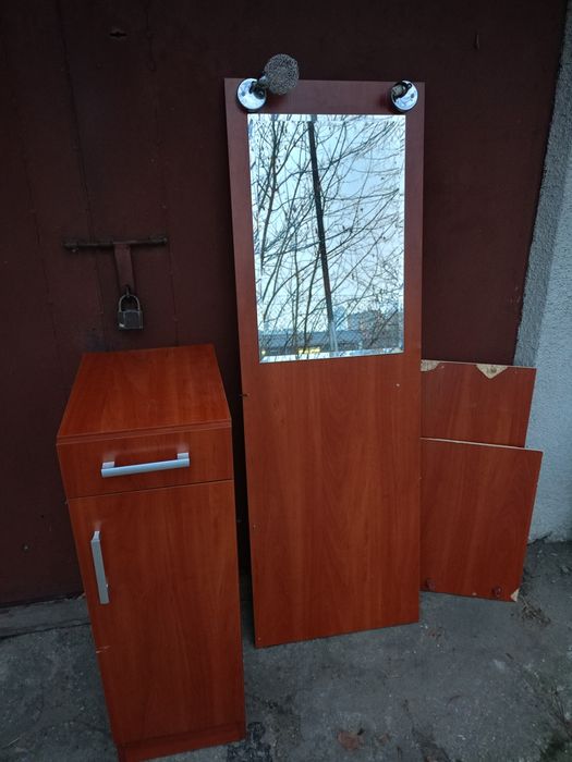 Toaletka z lustrem i oświetleniem za 14,99PLN