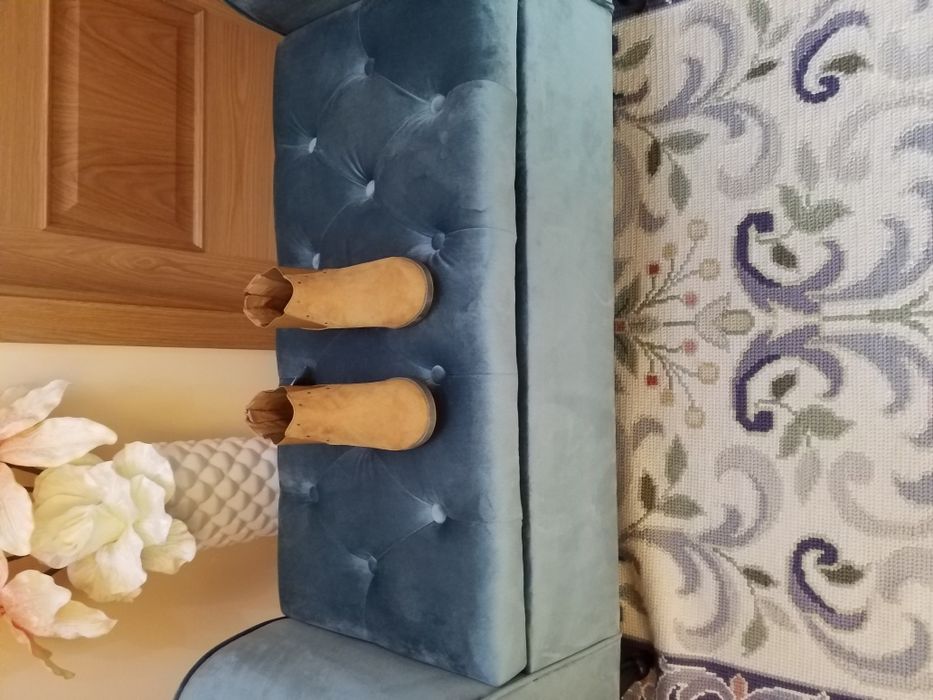 Botas NOVAS de menina