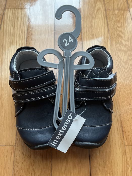 Children's Shoes - NEW