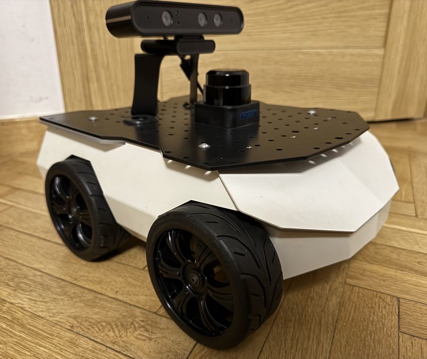 Robot mobilny ROS Husarion ROSbot XL z LiDAR i kamerą AI