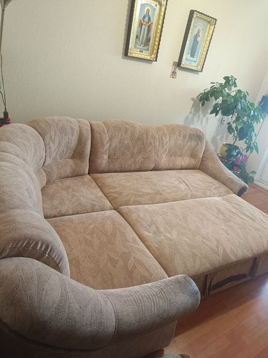 Продається диван