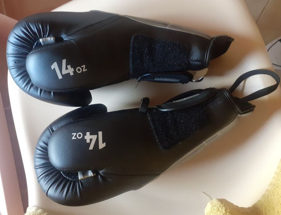 Luvas Kick-Boxing / Muay Thai Outshock 500 PWR - 14 oz