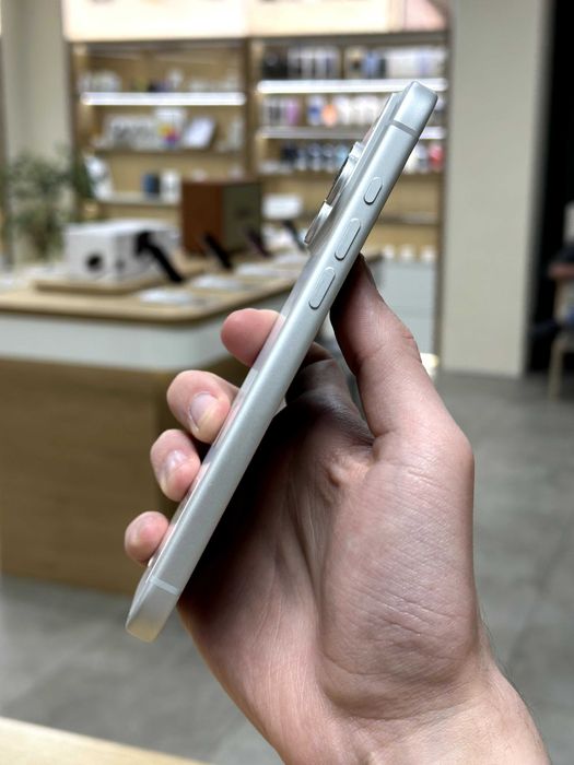 iPhone 17 Pro Max 256GB Silver Open Box