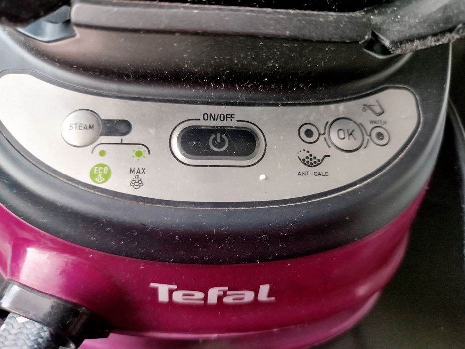 Праска з парогенератором Tefal GV6820E0/23 б/в