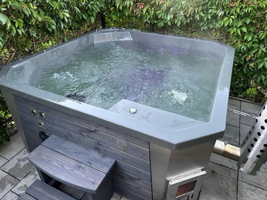 Jacuzzi Carpathian model PORAD, hydromasaż, dostawa balii