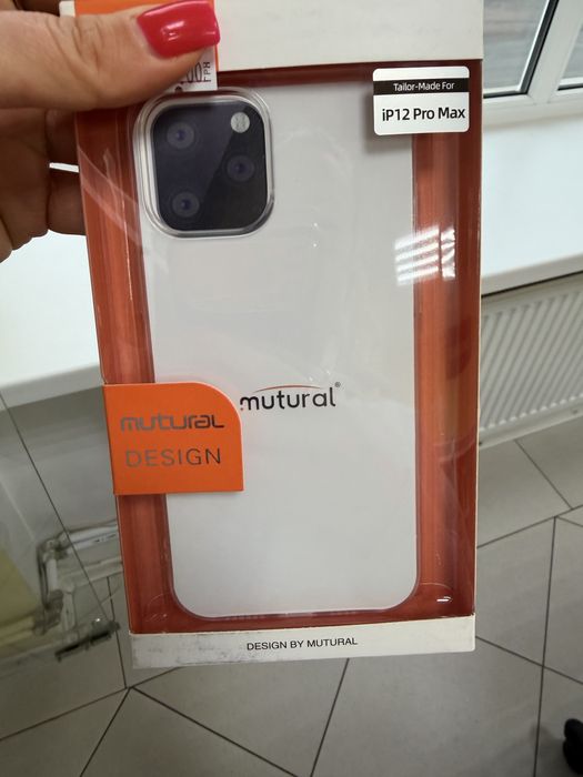 Продам кейс (чехол) на iphone (айфон) 12 серии оптом