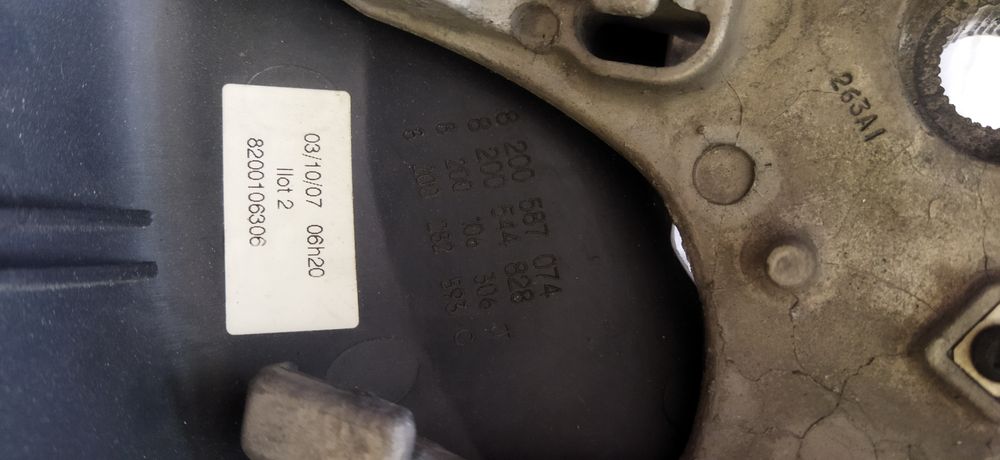 Руль+AIRBAG Renault kangoo 08+