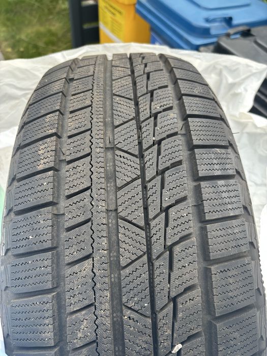 Firemax FM805+ 215/50R17 95 V XL