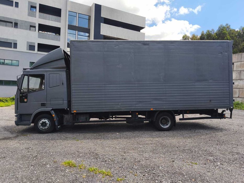 Camião Iveco Eurocargo 110E15 | Pronto a Trabalhar | Revisões em Dia
