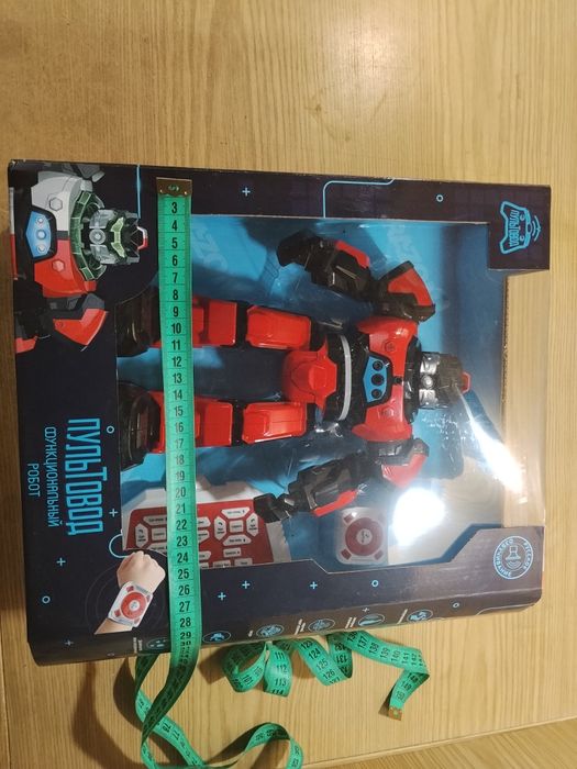 Функциональный робот на пульте радиоуправления аккум 2 пульта звук све