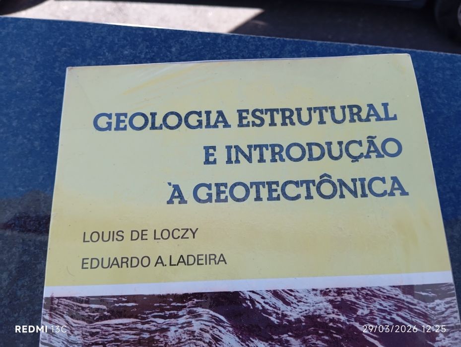 Livro  Geologia estrutural e introdução a Geotectonica