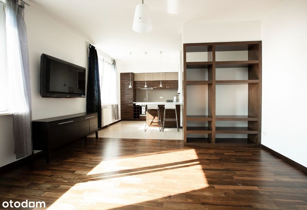 Studio z klimatyzacją i garażem